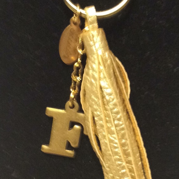 Initial Keychain F - Picture 2 of 3